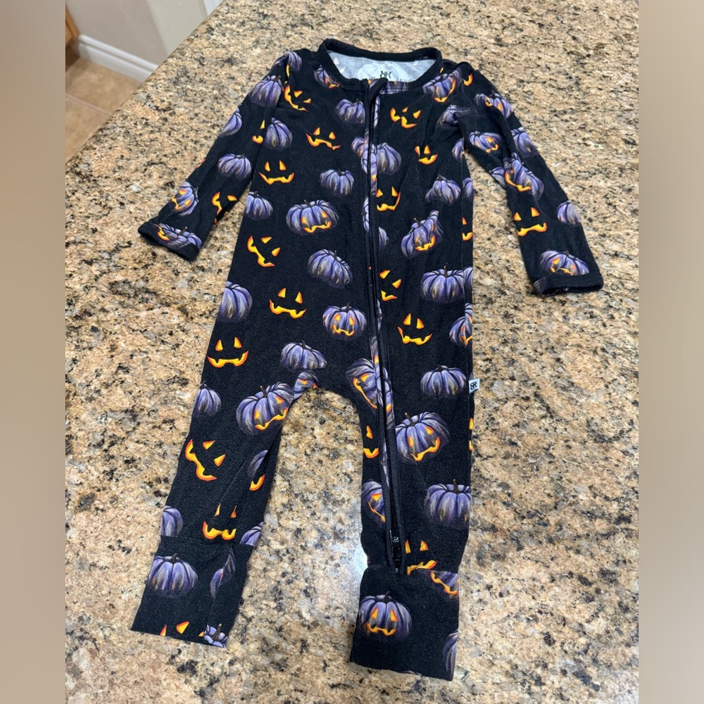 Bums & Roses NATURAL BAMBOO Romper - Creepin' It Real Onesie - Halloween